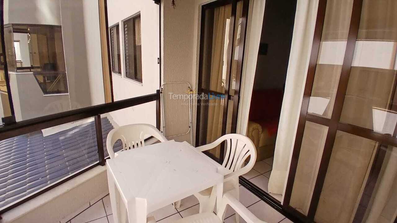 Apartment for vacation rental in Itapema (Meia Praia)