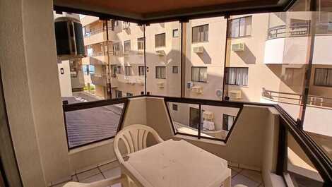 BEAUTIFUL APARTMENT IN QUADRA DO MAR