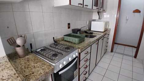 BEAUTIFUL APARTMENT IN QUADRA DO MAR