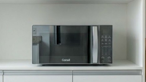 Equipado com microondas, sanduicheira, liquidificador, utensílios de cozinha