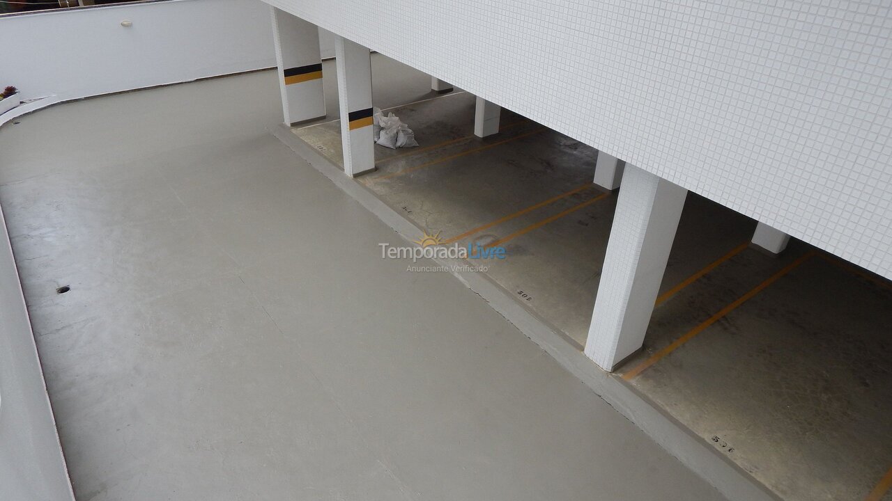Apartamento para aluguel de temporada em Cabo Frio (Braga)