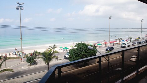Beautiful and well located 3 bedrooms facing the sea - Praia do Forte...