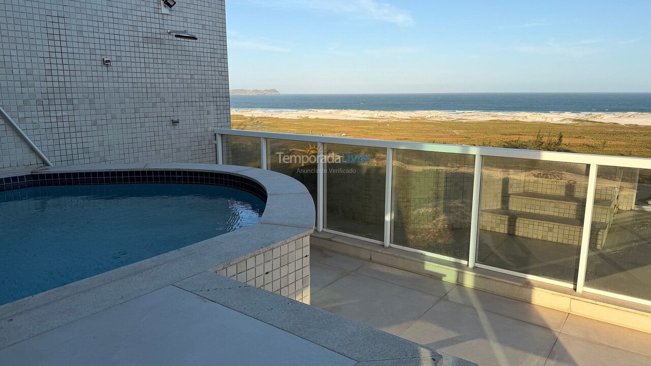 Apartment for vacation rental in Cabo Frio (Braga)