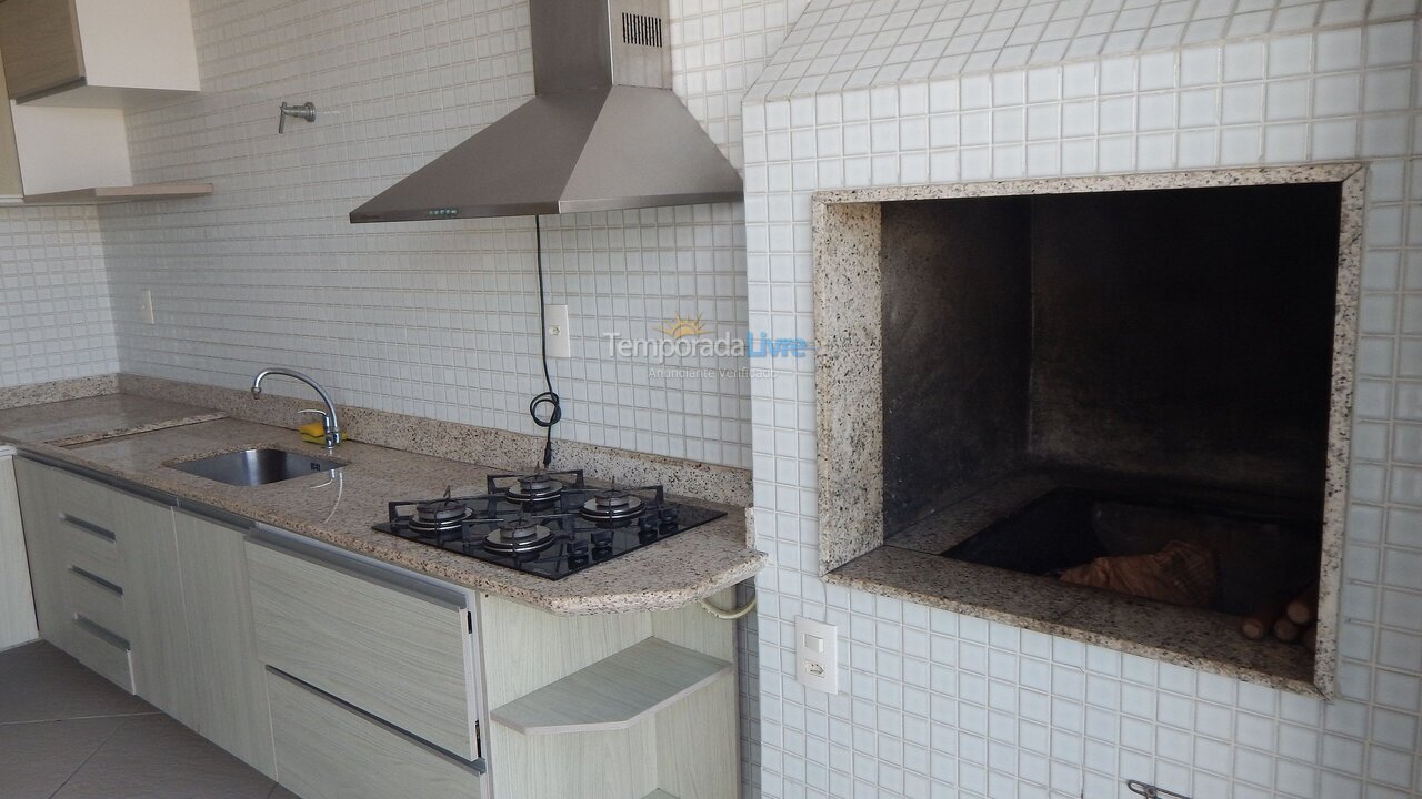 Apartamento para alquiler de vacaciones em Cabo Frio (Praia do Forte)