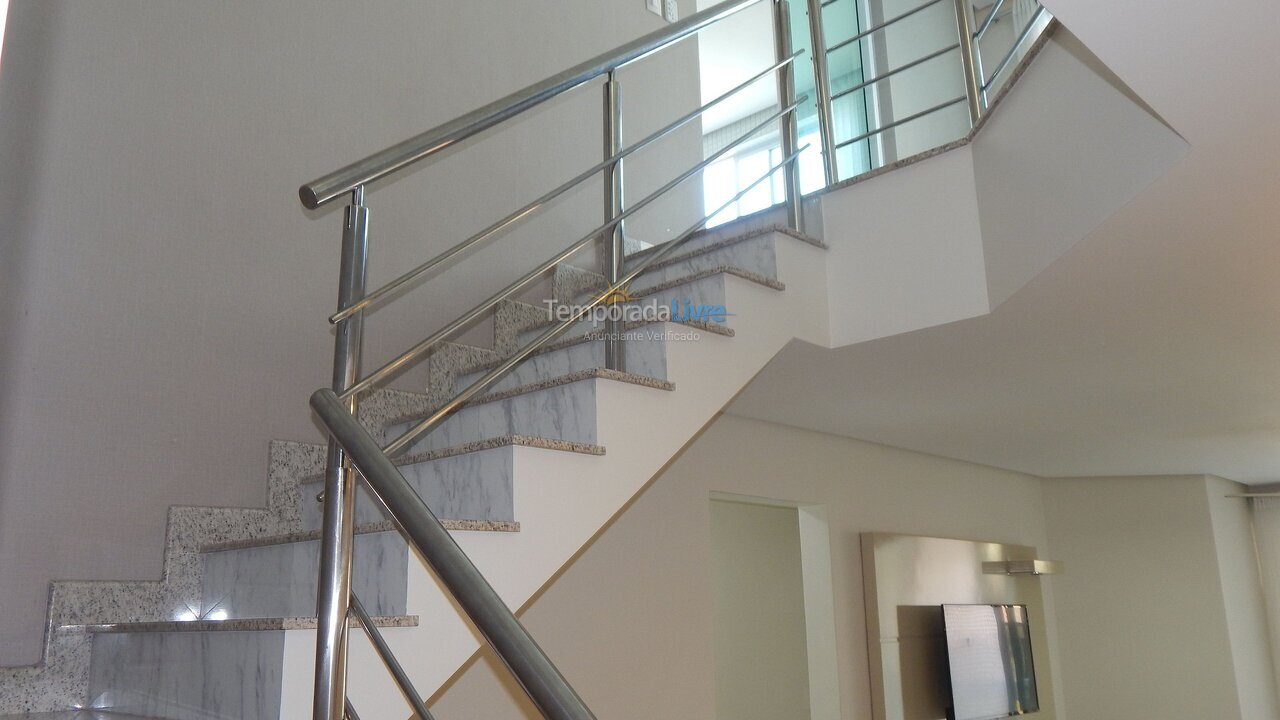 Apartamento para alquiler de vacaciones em Cabo Frio (Praia do Forte)