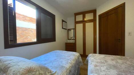 Apartamento dúplex con vistas al mar