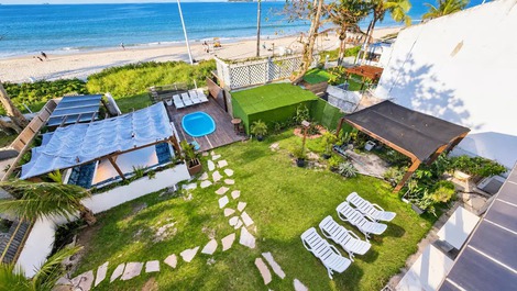 Maravilhosa casa com saida para o mar com piscina praia ingleses