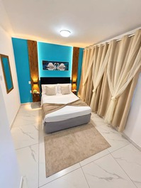 Maravilhosa casa com saida para o mar com piscina praia ingleses