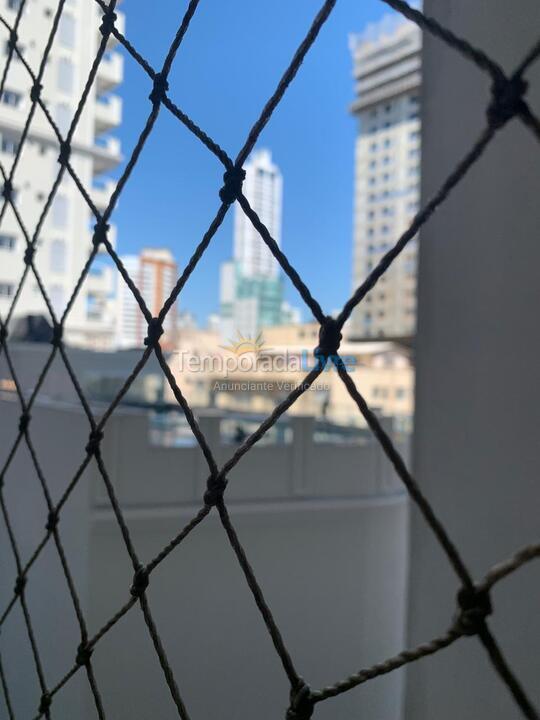 Apartamento para aluguel de temporada em Balneário Camboriú (Praia Central)