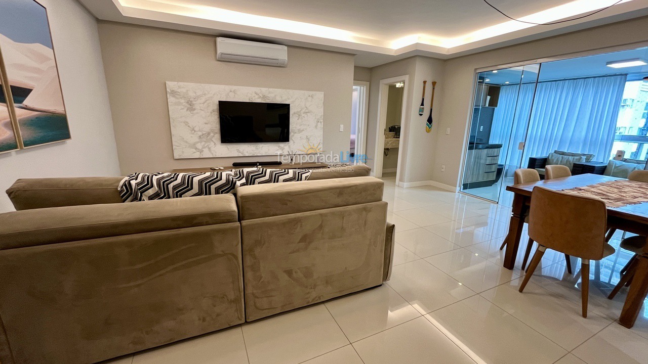 Apartment for vacation rental in Itapema (Meia Praia)