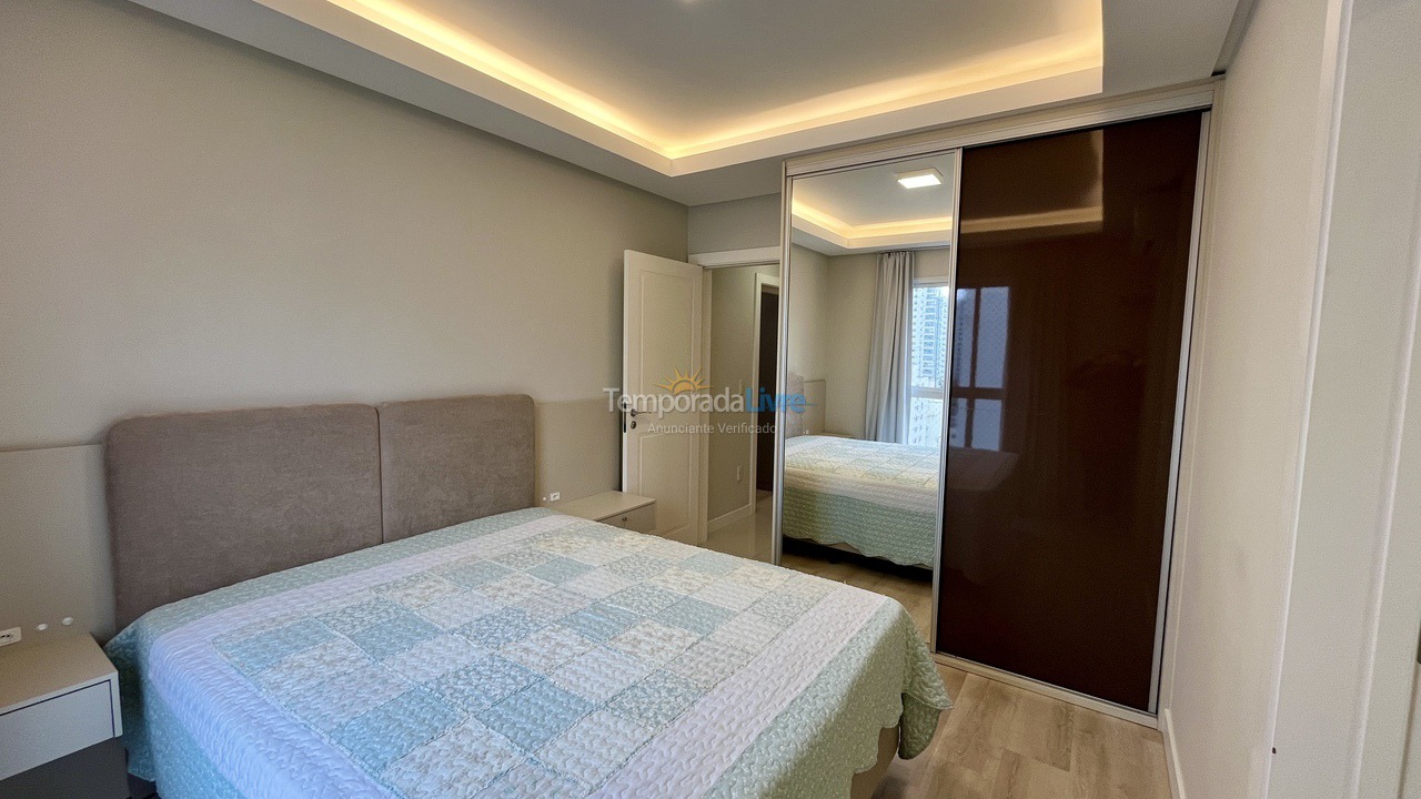 Apartment for vacation rental in Itapema (Meia Praia)