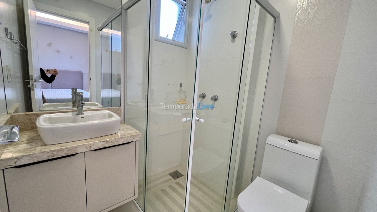 Apartment for vacation rental in Itapema (Meia Praia)