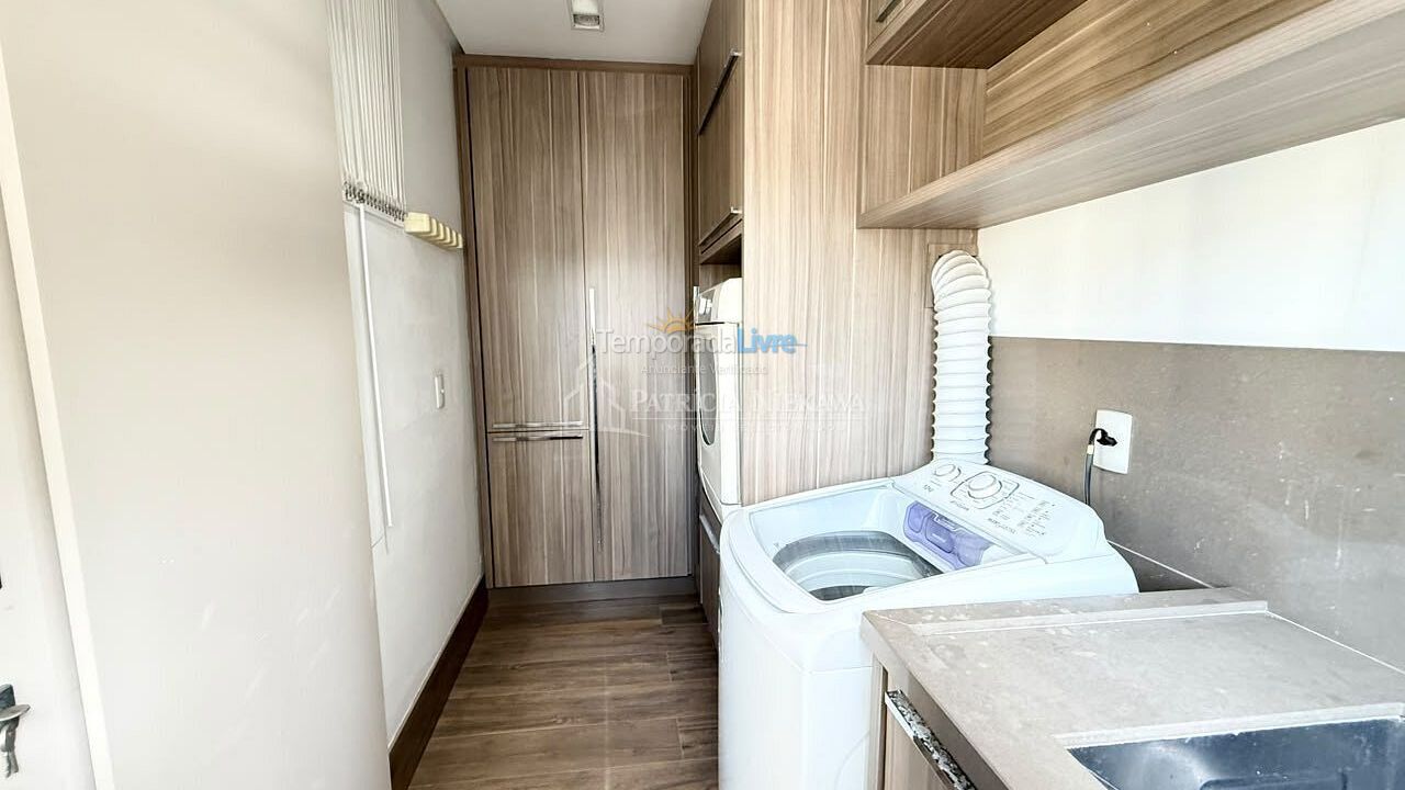 Apartamento para aluguel de temporada em Balneário Camboriú (Barra Norte)