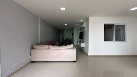 3 bedrooms on the beach with 2 parking spaces, beachfront building