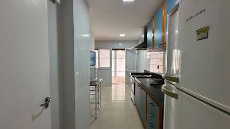 3 bedrooms on the beach with 2 parking spaces, beachfront building