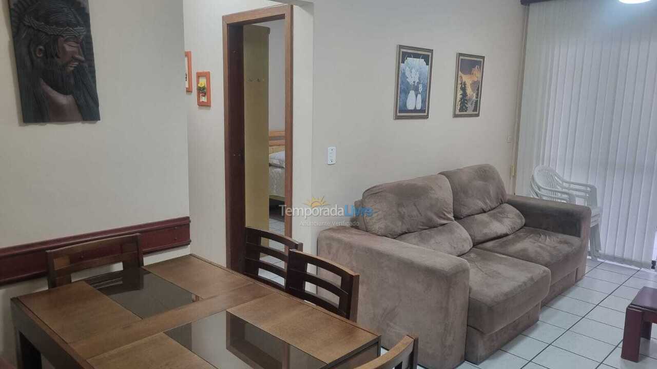 Apartment for vacation rental in Itapema (Meia Praia)