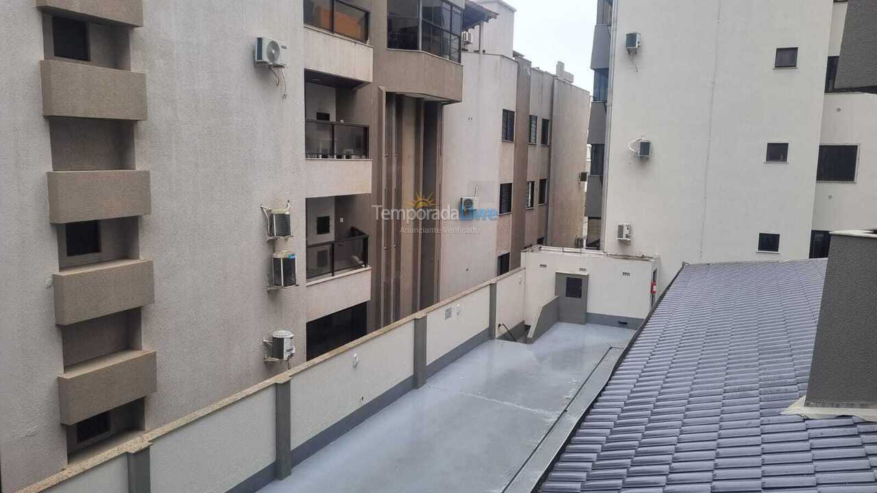 Apartment for vacation rental in Itapema (Meia Praia)