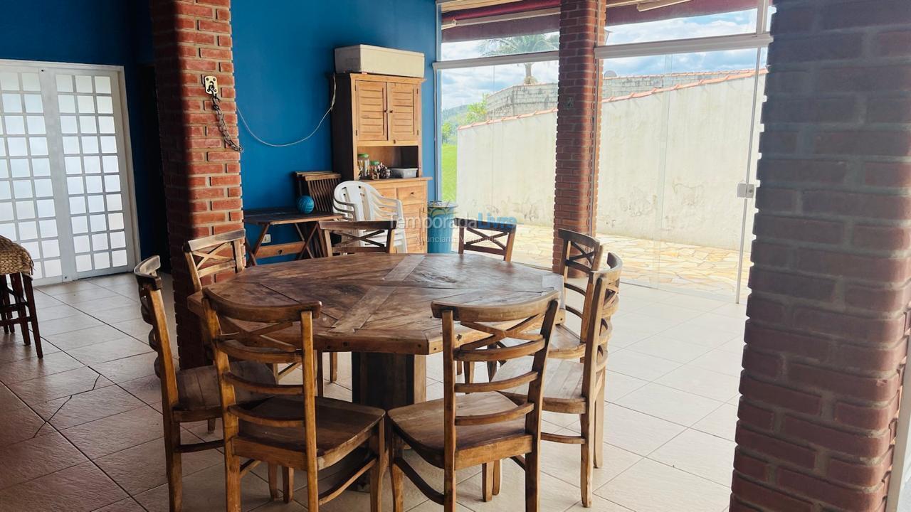 Casa para alquiler de vacaciones em Mairinque (Condomínio Porta do Sol)
