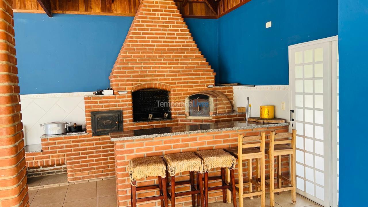 Casa para alquiler de vacaciones em Mairinque (Condomínio Porta do Sol)