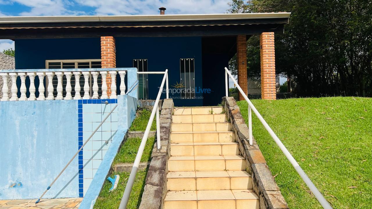 Casa para alquiler de vacaciones em Mairinque (Condomínio Porta do Sol)