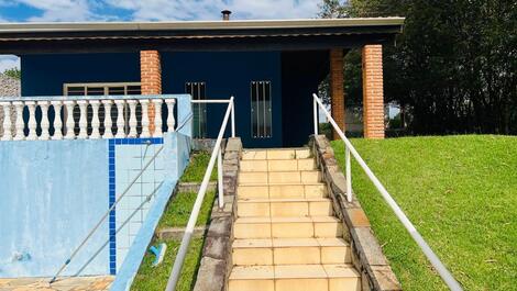 Se alquila casa en condominio Porta Sol, Mairinque.