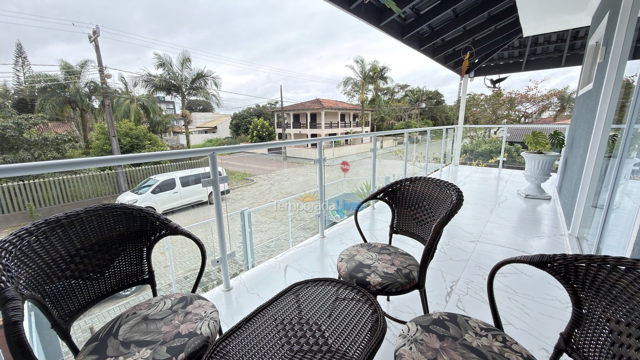 Casa para aluguel de temporada em Itapoá (Jardim Perola do Atlântico)