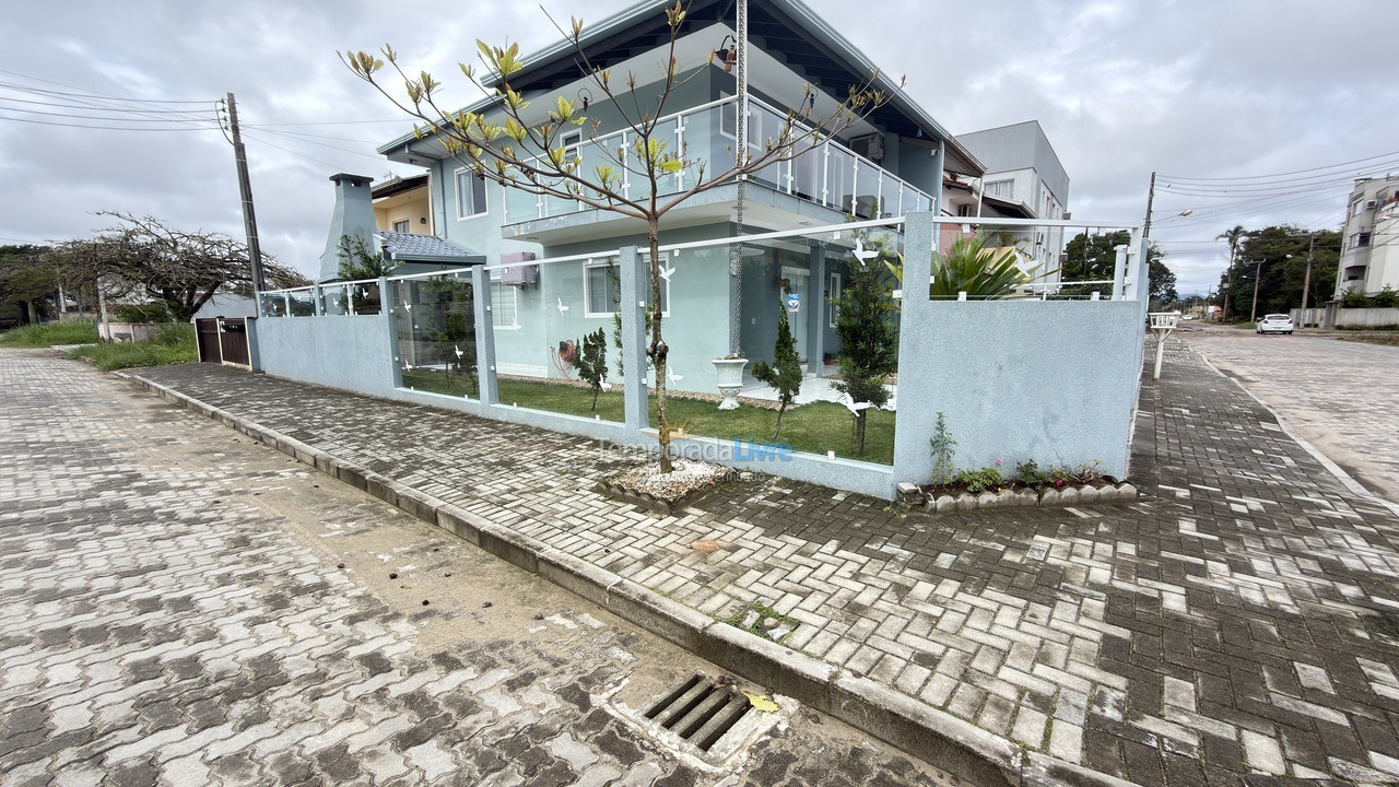 Casa para aluguel de temporada em Itapoá (Jardim Perola do Atlântico)