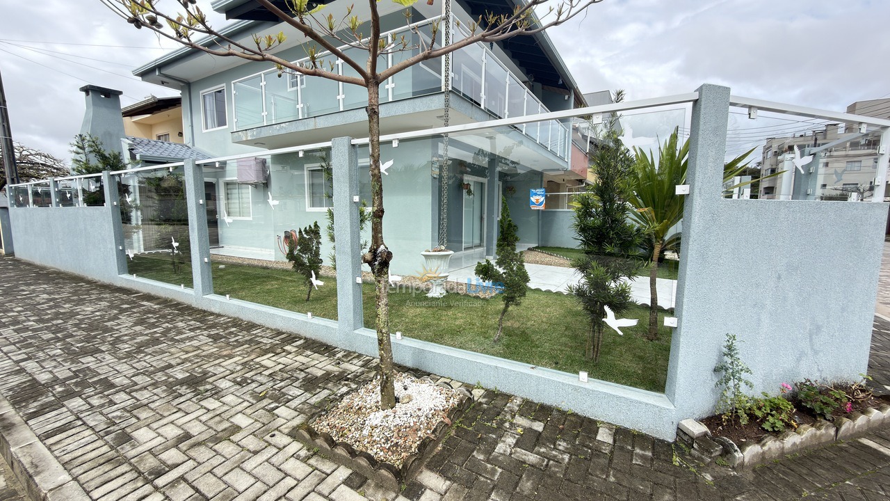 Casa para aluguel de temporada em Itapoá (Jardim Perola do Atlântico)