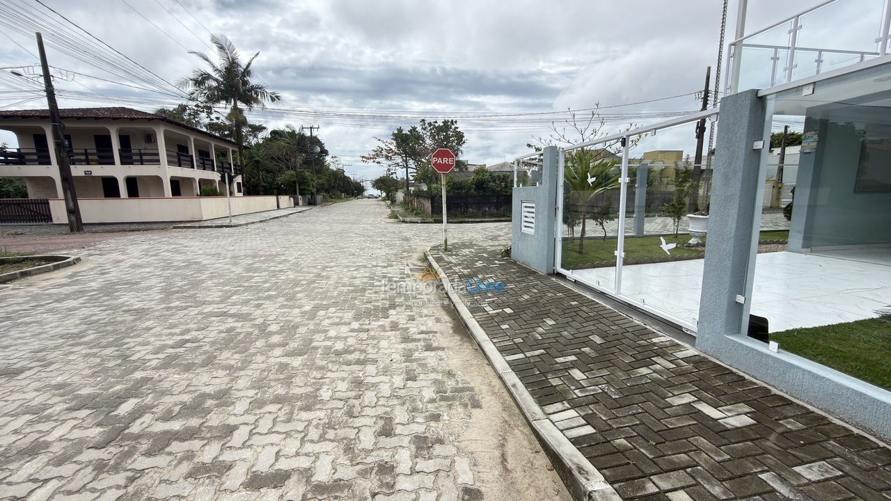 Casa para aluguel de temporada em Itapoá (Jardim Perola do Atlântico)