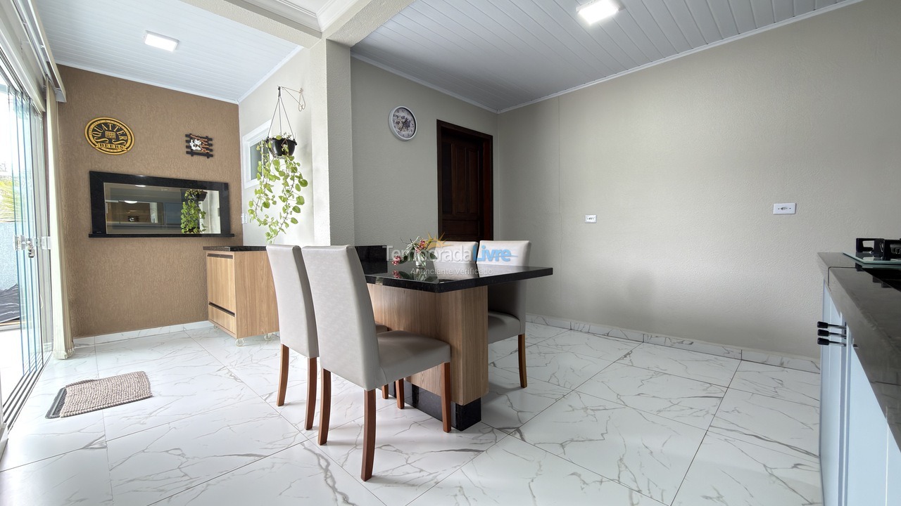 Casa para aluguel de temporada em Itapoá (Jardim Perola do Atlântico)