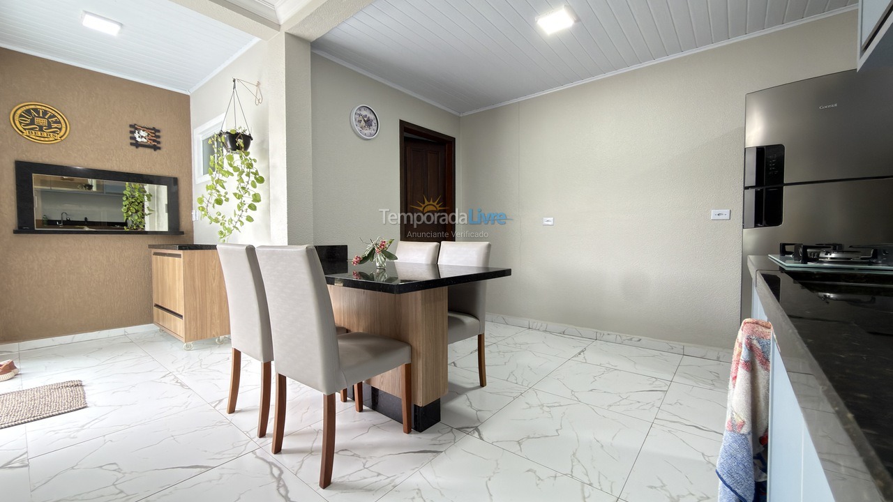 Casa para aluguel de temporada em Itapoá (Jardim Perola do Atlântico)