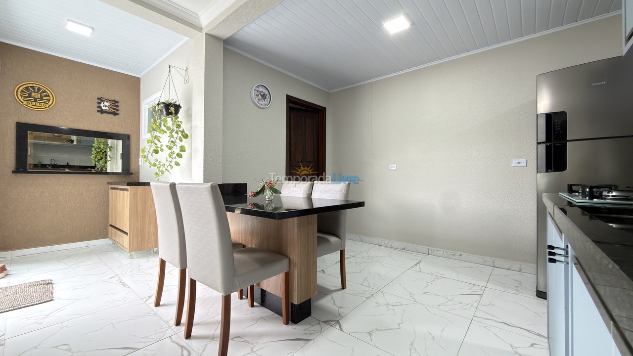 Casa para aluguel de temporada em Itapoá (Jardim Perola do Atlântico)