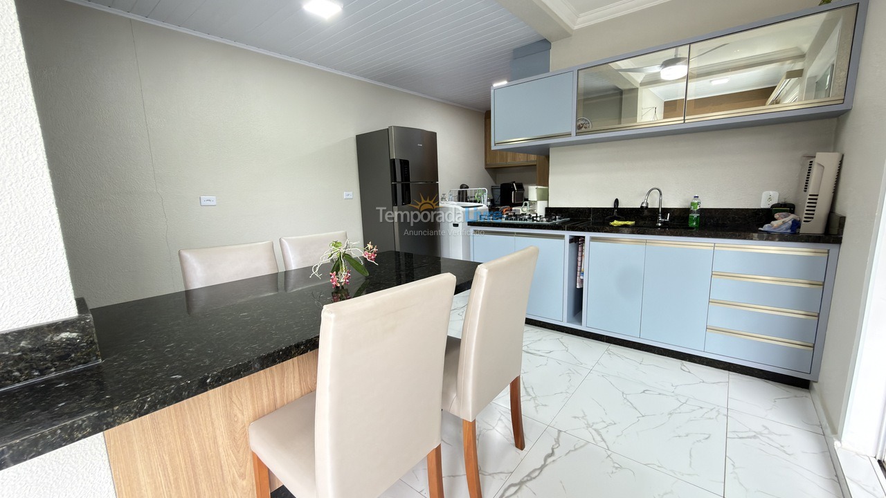 Casa para aluguel de temporada em Itapoá (Jardim Perola do Atlântico)