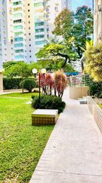 Apartamento a 50 metros de la playa, el paseo marítimo y el centro comercial Atlântico.