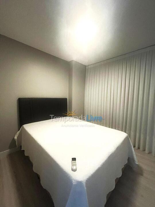 Apartment for vacation rental in Itapema (Meia Praia)