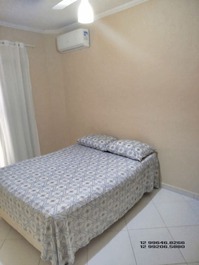 Apartamento en P. das Toninhas, 7 plazas, a 150 m de la playa, 2 dormitorios - aire acondicionado - Wi-Fi