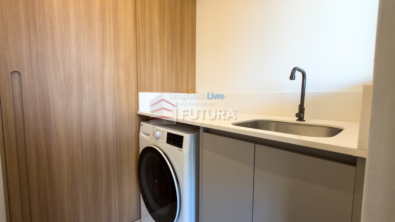 Apartment for vacation rental in Bombinhas (Canto Grande)