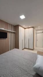 Excellent 3-suite apartment 150 meters from the beach.