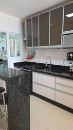 QUALIFIED STANDARD APARTMENT IN BOMBINHAS, SC, 03 AR, WI-FI, cm405