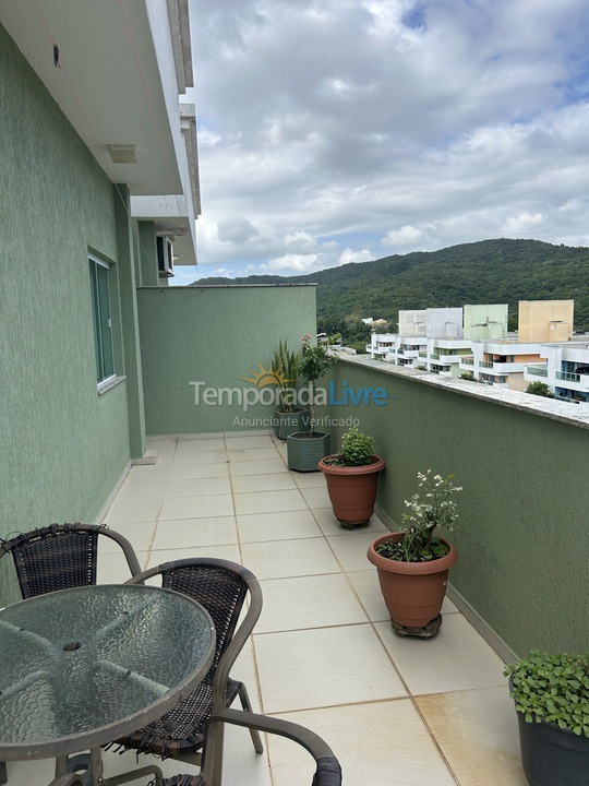 Apartamento para aluguel de temporada em Bombinhas (Praia de Bombas)