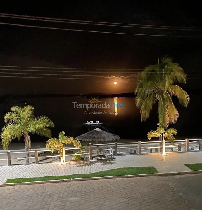 Casa para alquiler de vacaciones em Carlópolis (Condominio Residencial Ilha Bela)
