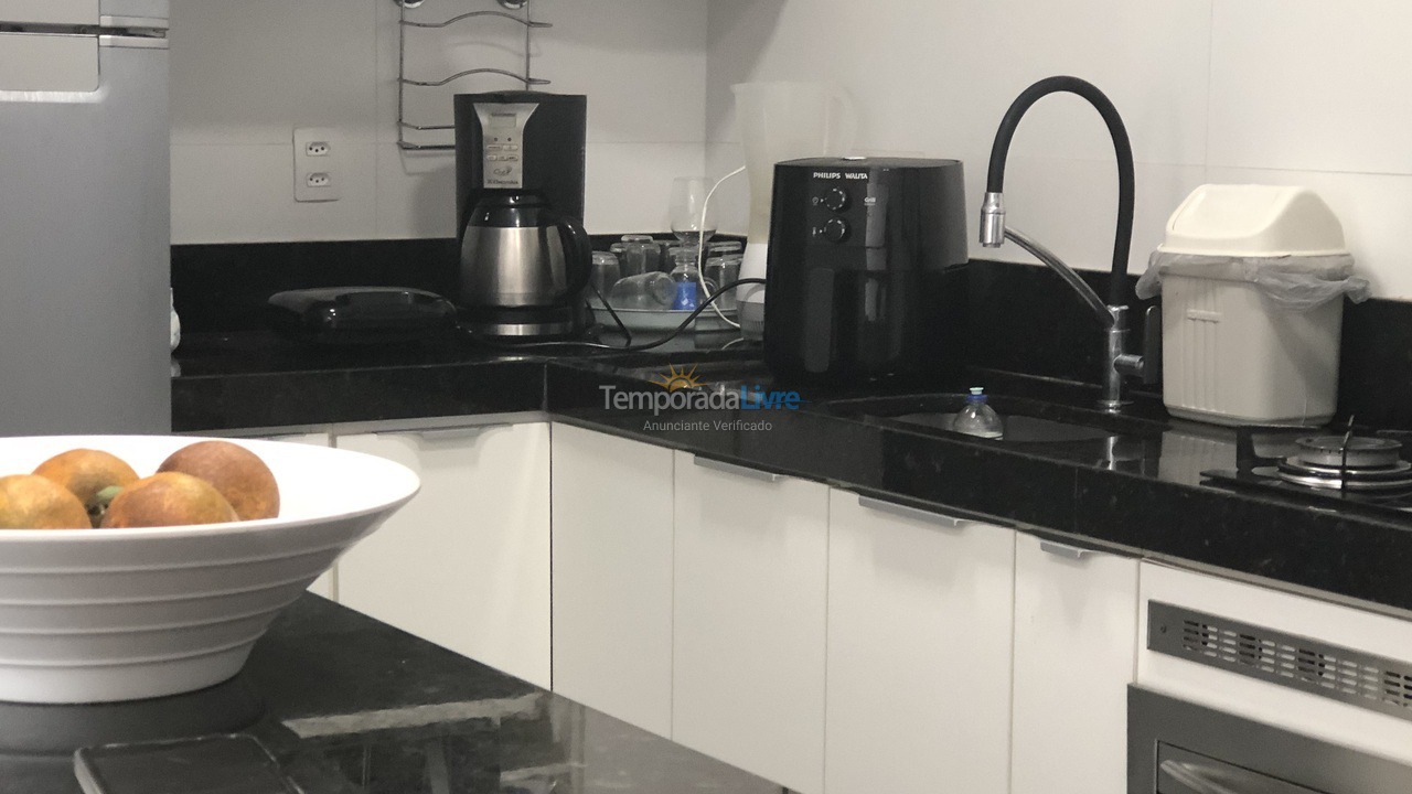 Apartamento para aluguel de temporada em Arraial do Cabo (Praia Grande)