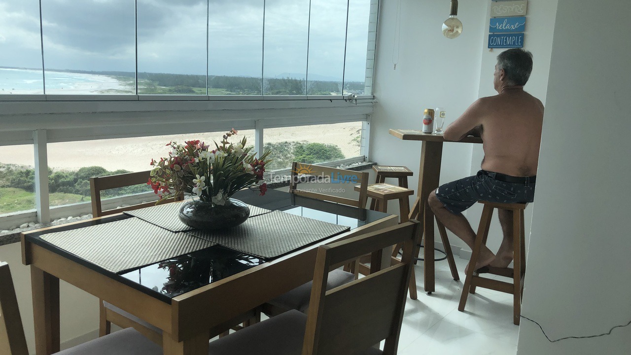 Apartamento para aluguel de temporada em Arraial do Cabo (Praia Grande)