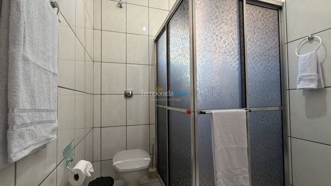 Casa para alquiler de vacaciones em Carlópolis (Condominio Residencial Ilha Bela)