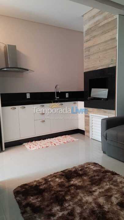 Casa para aluguel de temporada em Bombinhas (Canto Grande)