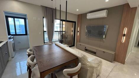 APARTAMENTO NUEVO CON 2 HABITACIONES, SUITES, ASCENSOR, A 80 METROS DEL MAR, MÁXIMO 6 PERSONAS.