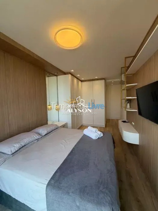Apartamento para aluguel de temporada em Bombinhas (Praia de Bombas)