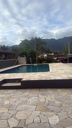 Hermosa vista de la residencia en la playa de Boraceia