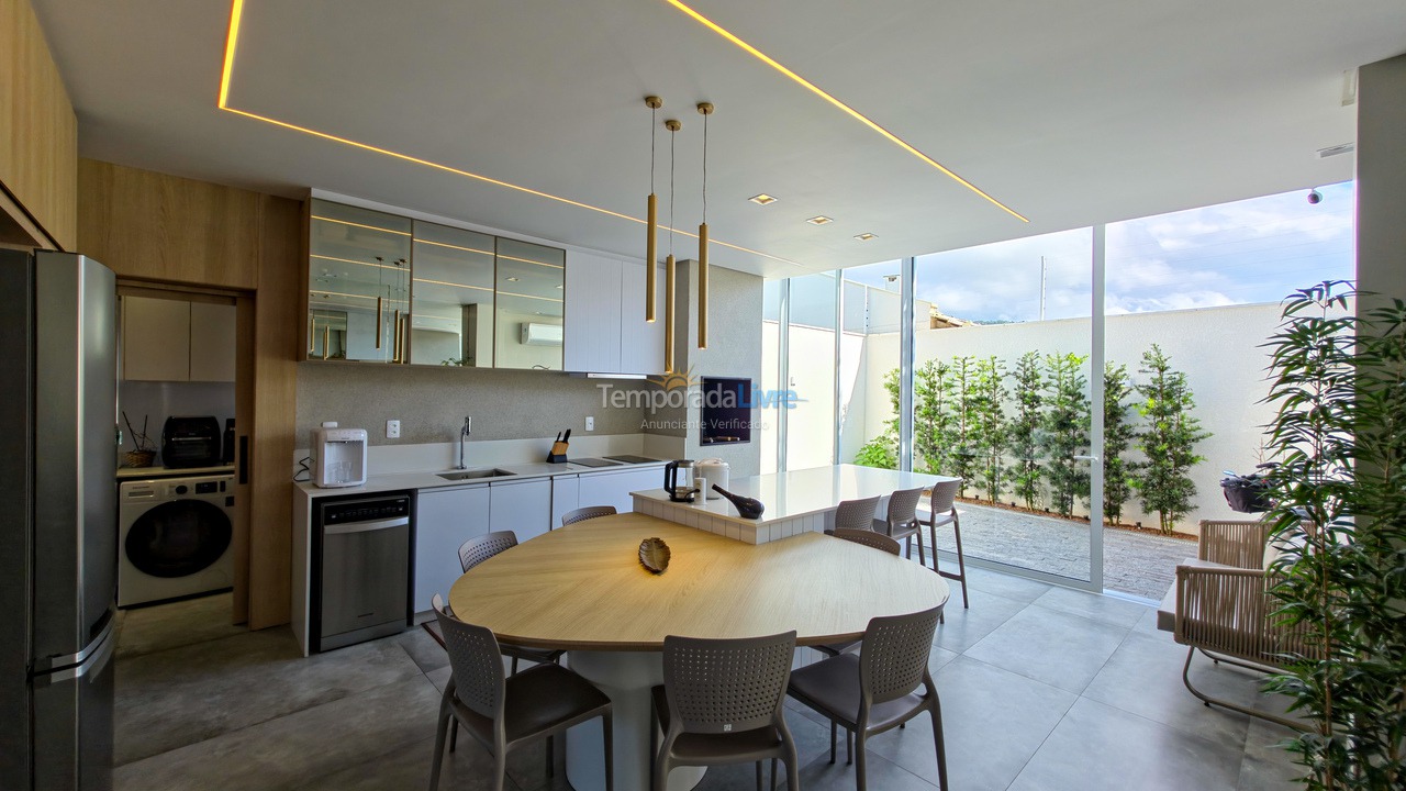 House for vacation rental in São Francisco do Sul (Ubatuba)
