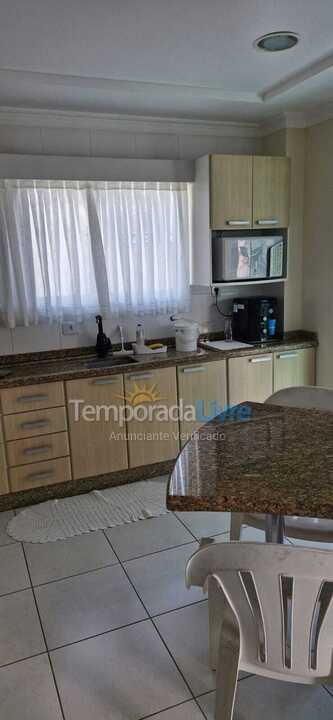 Apartment for vacation rental in Itapema (Centro)